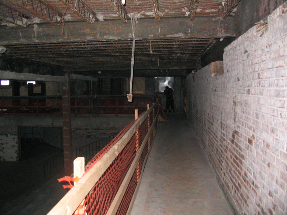 3-Armory Corridor Before-Landscape